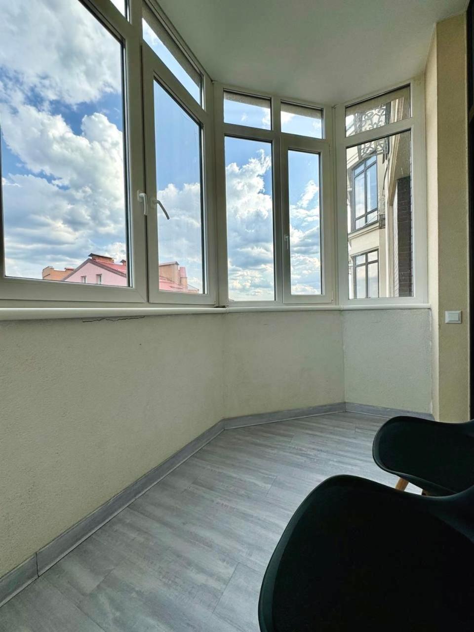 Apartpoltava Жк "Пилипа Орлика,26" Business Апартаменти З Неймовірною Панорамою - Led Дзеркало -Тропічний Душ Esterno foto