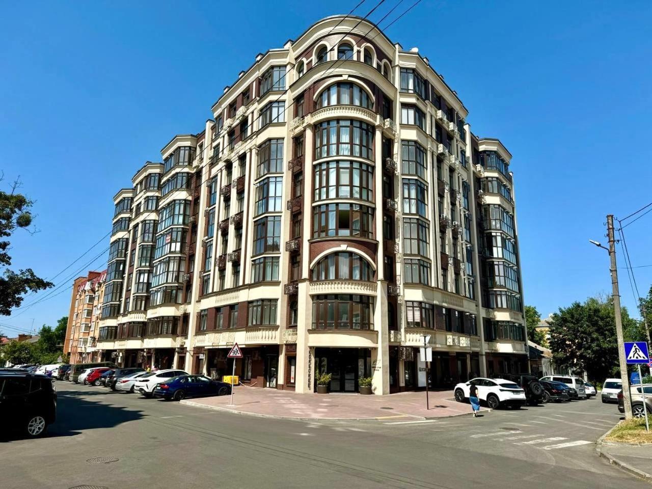 Apartpoltava Жк "Пилипа Орлика,26" Business Апартаменти З Неймовірною Панорамою - Led Дзеркало -Тропічний Душ Esterno foto
