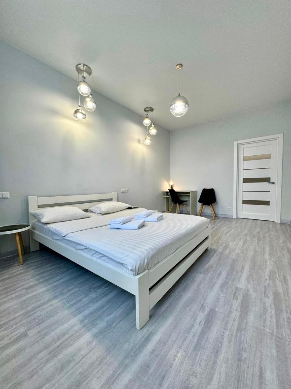 Apartpoltava Жк "Пилипа Орлика,26" Business Апартаменти З Неймовірною Панорамою - Led Дзеркало -Тропічний Душ Esterno foto