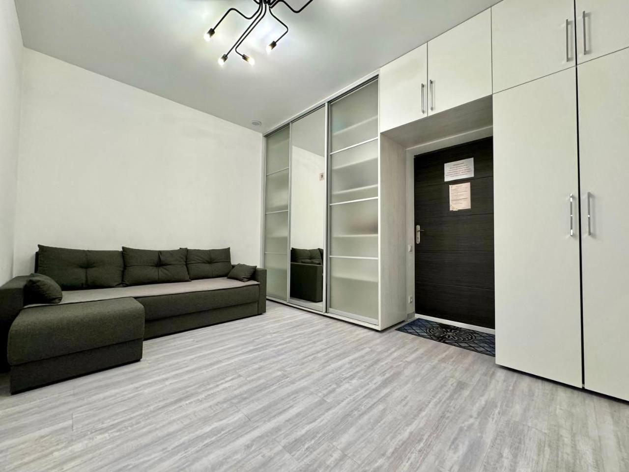 Apartpoltava Жк "Пилипа Орлика,26" Business Апартаменти З Неймовірною Панорамою - Led Дзеркало -Тропічний Душ Esterno foto
